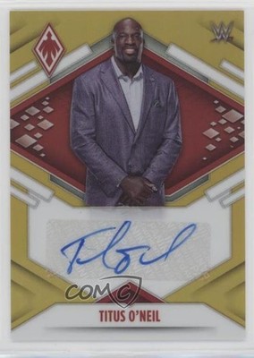 2022 Panini Chronicles WWE Phoenix Gold /10 Titus O'Neil #PA-TON Auto 1c0k
