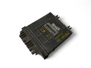 RENAULT SCÉNIC I JA0/1 Motorsteuergerät ECU 8200059885 2000 30318865