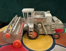 VTG Ertl Allis Chalmers Gleaner Combine C-820 Die Cast Tractor Toy 1:32 AS IS