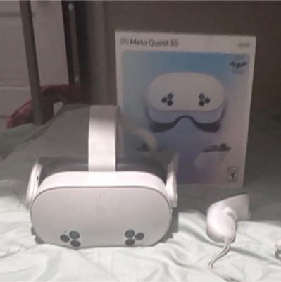 Meta Quest 3S Standalone VR Headset 128GB White with Controllers Limited Edition