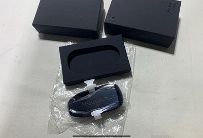 テスラフォブ　モデルS キーフォブ OEM TESLA MODEL S 2021 - 2024 KEY FOB 1819443-00-A Original