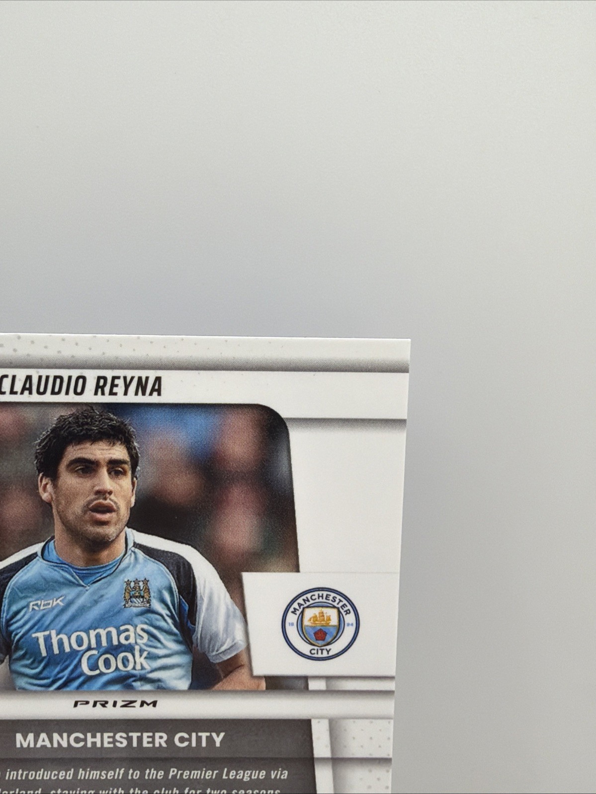 2025 Prizm Club WC CLAUDIO REYNA Blue Shimmer Auto Manchester City Color Match view 9