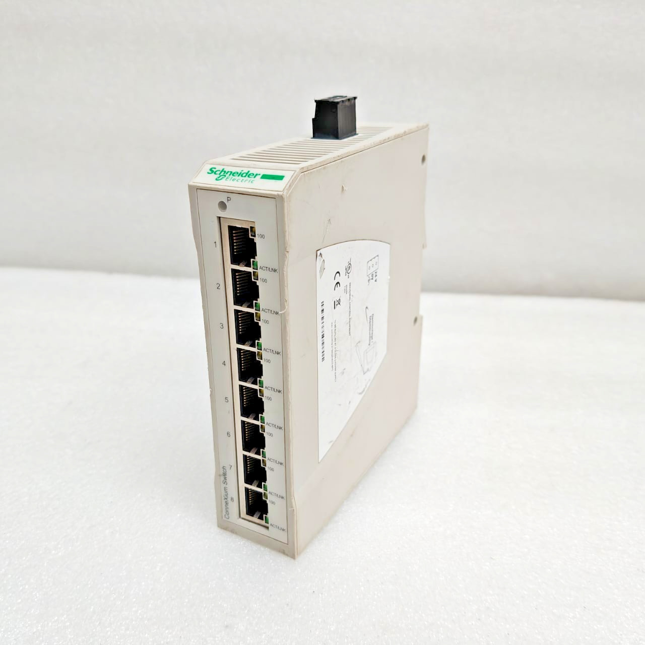 Schneider Electric TCSESU083FN0 ConneXium Unmanaged Switch 8 Ports Fast Ship
