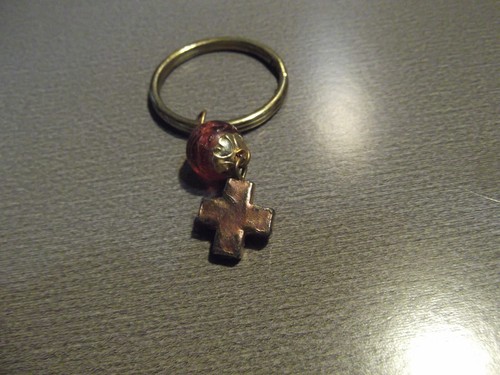 Unique Collectible Key Chain Metal 2"in Mini Homemade Cross - Picture 2 of 4