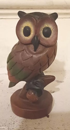 Holzeule Schnitzerei - handgeschnitzte Eule auf Barsch - 18 cm/7" Qualität hergestellt