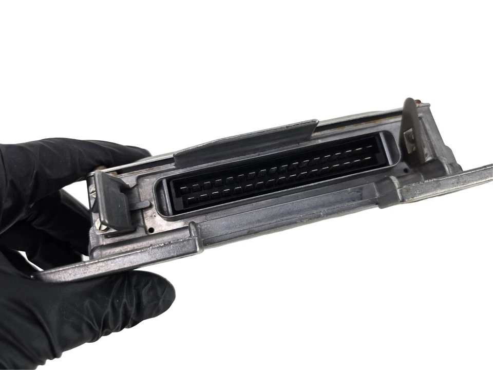 Bosch Reman DME Motronic ECU 12141466078 1984-1987 BMW 325e 528e 325 0261200027 Foto 3 de 4