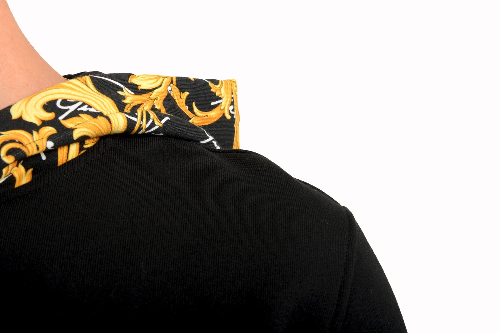 Felpa con cappuccio Versace uomo nera e barocco Medusa ricamo