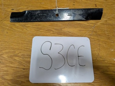 Oregon 91-253 Mower Blade 20 1/2'' replaces Gravely 025124 046999 08979600 (S3CE)