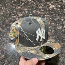 Exclusive New York Yankees Real Tree Camo New Era 59Fifty Size 7 3/8 Hat Cap