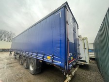 SCHMITZ CURTAINSIDER TRAILER