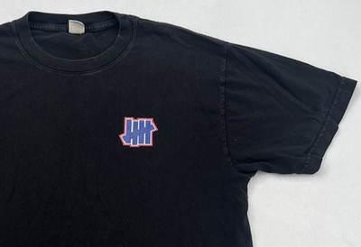 Vintage Undefeated 5 Strike Logo T Shirt Mens Medium Black UNDFTD USA Made