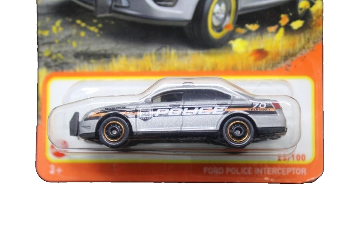 ミニカー Ford Taurus and Tool Box #13 1:64 Greenlight *HOBBY SHOP 13* Red 1989 Ford Taurus Sedan *NIP