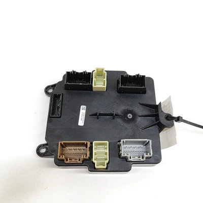 TESLA MODEL X Türsteuergerät hinten rechts 1062056-10-B 2016 27193919 - Bild 1 von 4