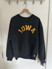 Vintage Iowa Russell Athletic Crewneck Sweatshirt - Size XL