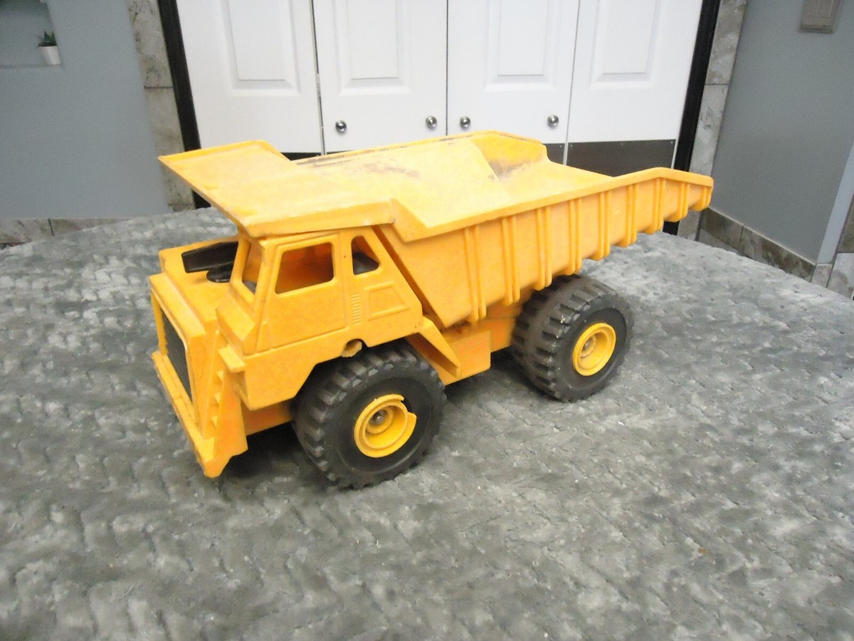 VINTAGE 1978 MATTEL LARGE CATERPILLAR PLASTIC DUMP TRUCK