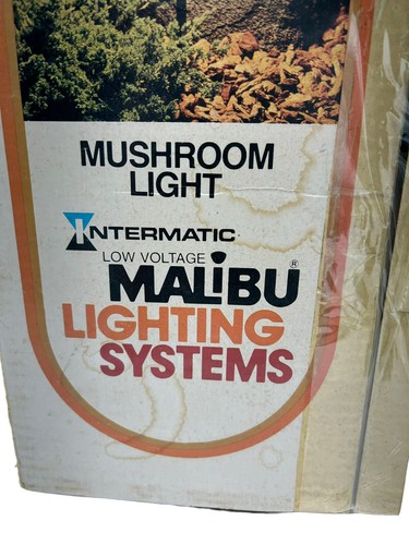 VTG Intermatic Malibu lighting system mushroom light low voltage Green 1 PC - Picture 5 of 8