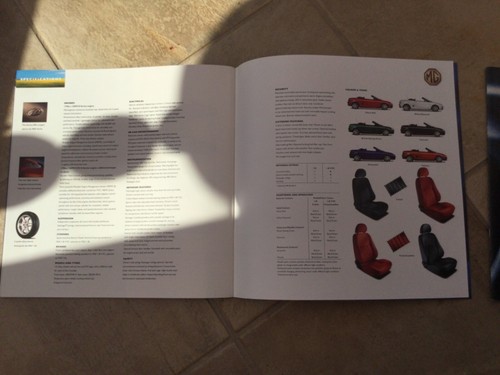 MG brochure + Approved Accessories brochure 1995 in VGC - Picture 5 of 7