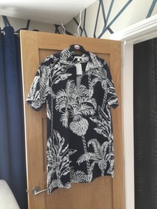 h&m black tunic dress