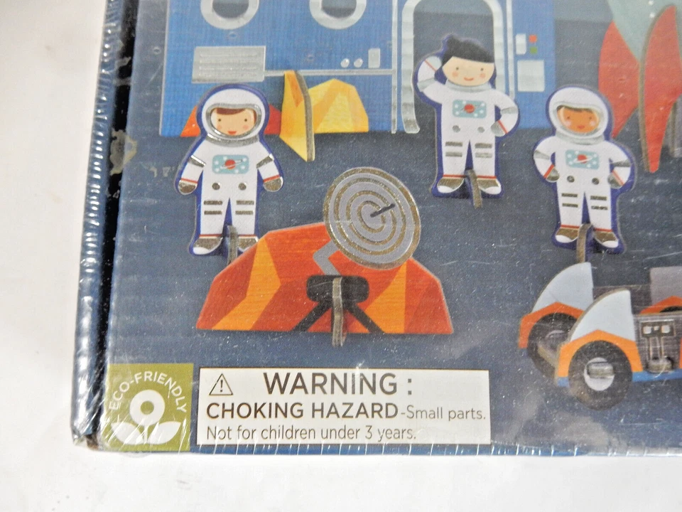 NEW Pop-Out Outer Space Theme 3D Diarama Petit Collage, Factory SEALED - Image 2 of 4