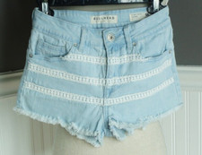 Women's Juniors Bullhead High Rise Shorts Light Wash Lace Denim Cutoff Size 1