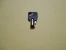 *UNKNOWN BRAND TOOL BOX LOCK KEY 041 FREE SHIPPING