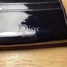 Cartera monedero con cremallera alrededor de charol negro DIOR Beauty porta tarjetas de crédito