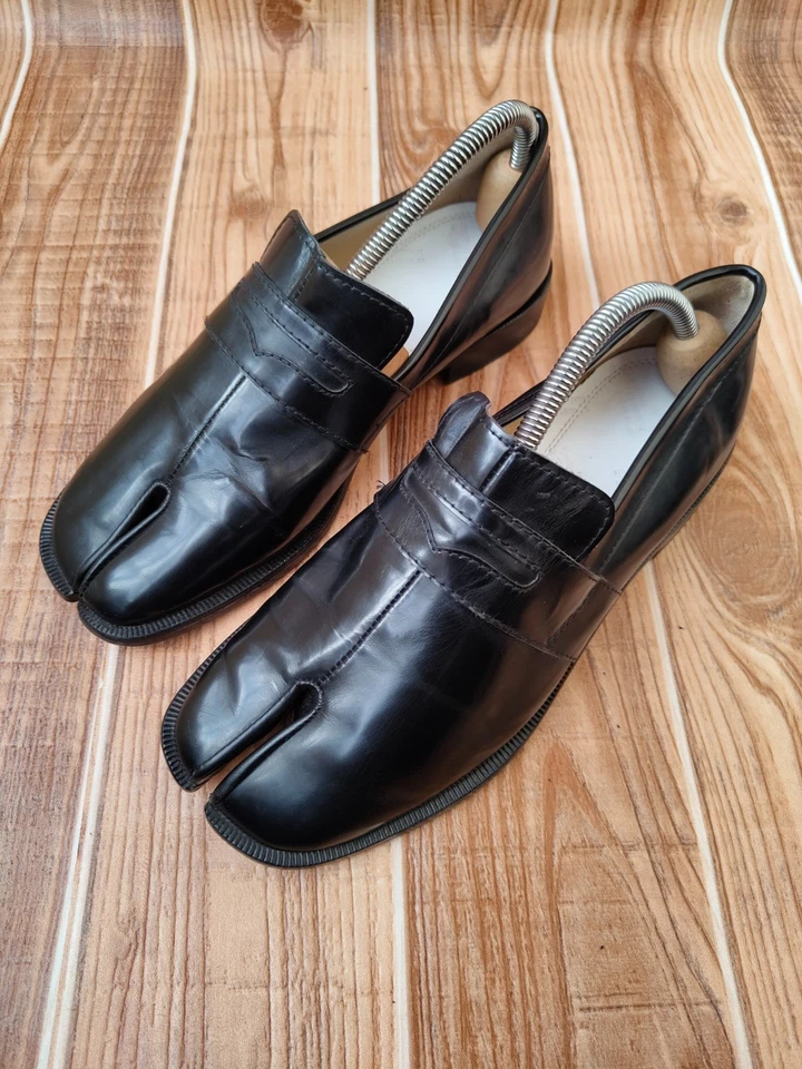 Maison Martin  Margiela TABI Black Leather Loafer Women's Flats EU 40 US 9 - Image 4 of 4