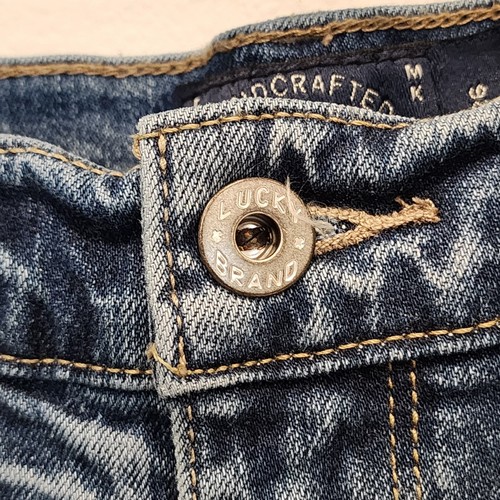 Jean femme en jean taille moyenne bleu délavé taille moyenne marque Lucky Brooke Capri 2/26 - Photo 7/18