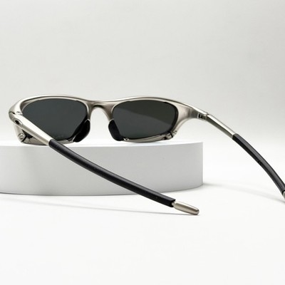 Oakley Magnesium Four Sunglasses Silver Frame Purple Fade Lens Mag