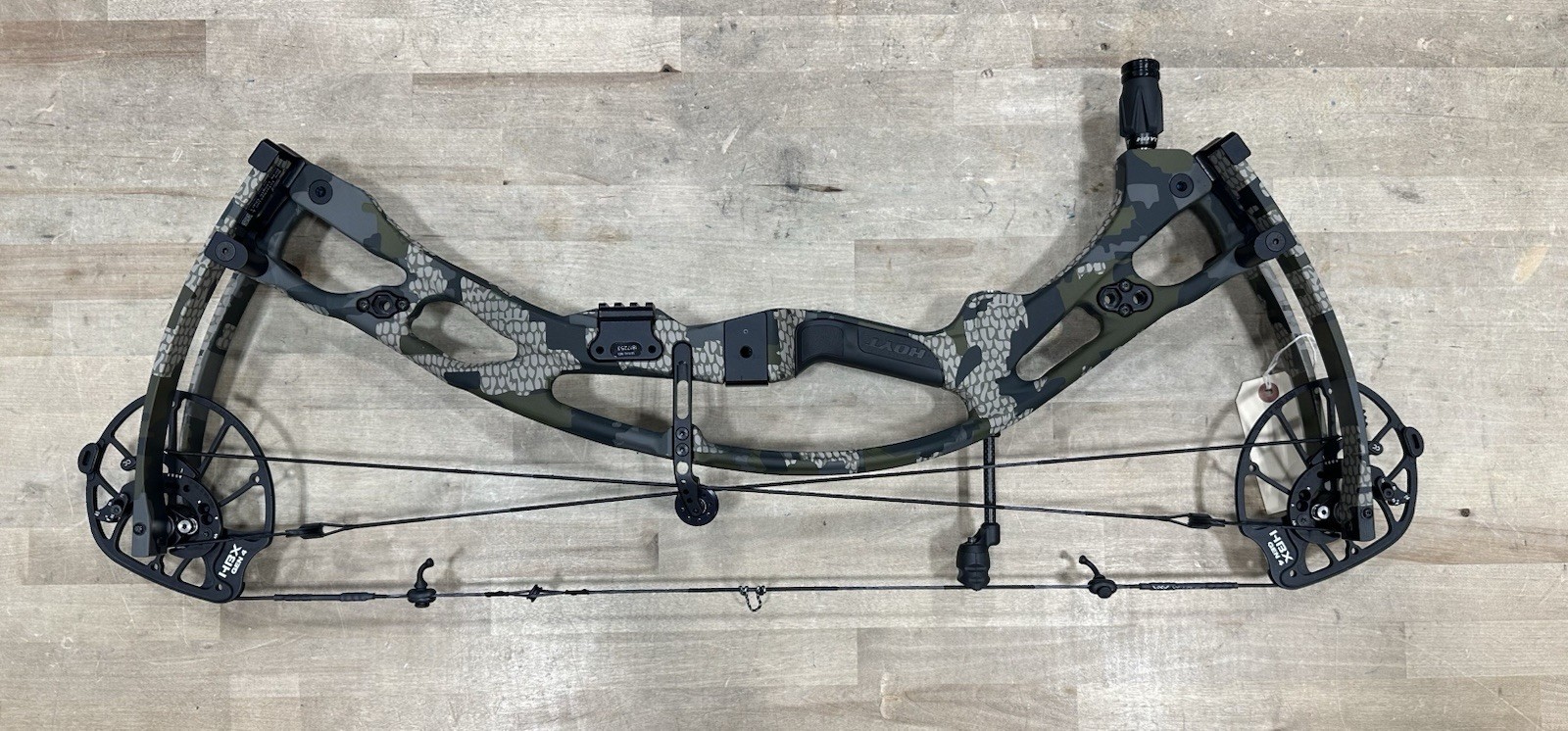 Hoyt RX 9, RH, 25-30in DL, 60-70lb DW, Kuiu Verde