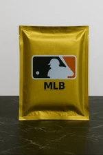 MLB Collector's Mystery Pack -15 Cards-HOF, Rookies + More- 1 Hit Guaranteed Per