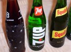 5 - VINTAGE SODA / POP BOTTLES - TAB , 7UP & SQUIRT — photo 6