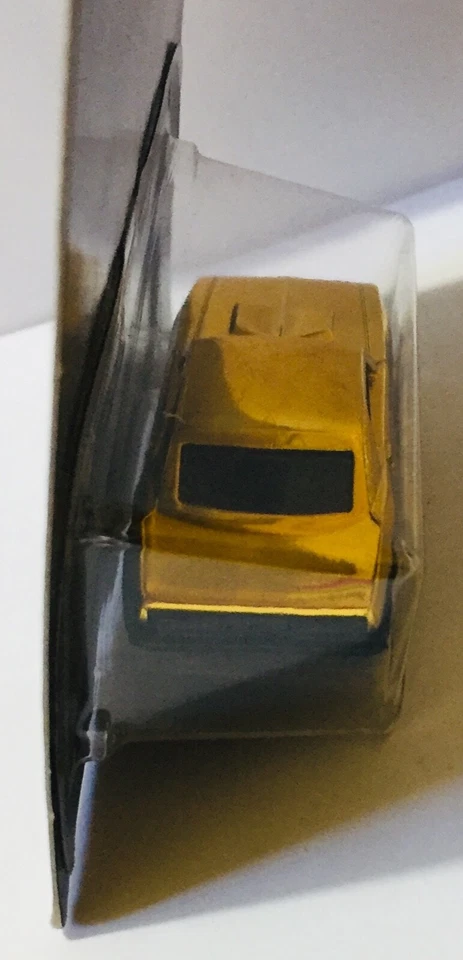 67 Camaro Gold Car 50 Anniversary Hot Wheels Challenging The Limits Since 1968 - Immagine 4 di 4