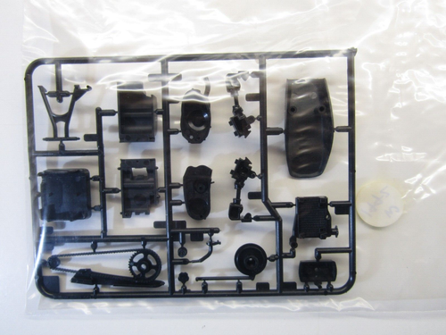 Tamiya 1:12 Scale Yamaha RZ250 Sprue 'B' Black👀Parts Only👀as Pictured - Picture 3 of 3