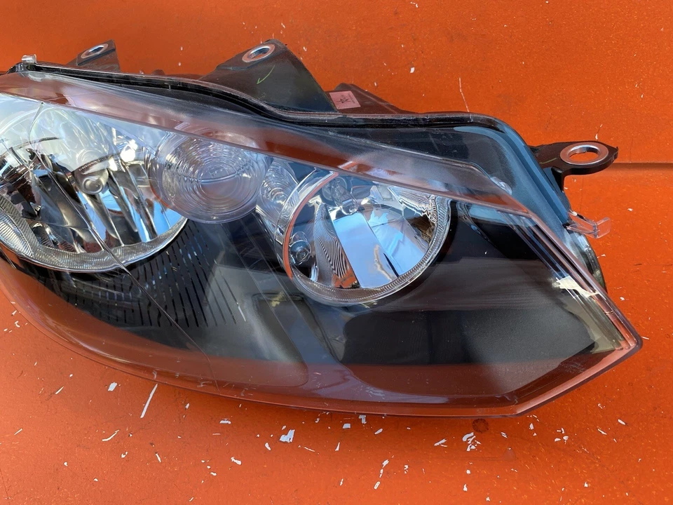 Faro derecho Volkswagen Golf 2010-2014 Capa TYC 20-12685-00-9 Foto 4 de 4