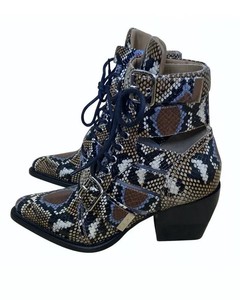 chloe rylee boot snake