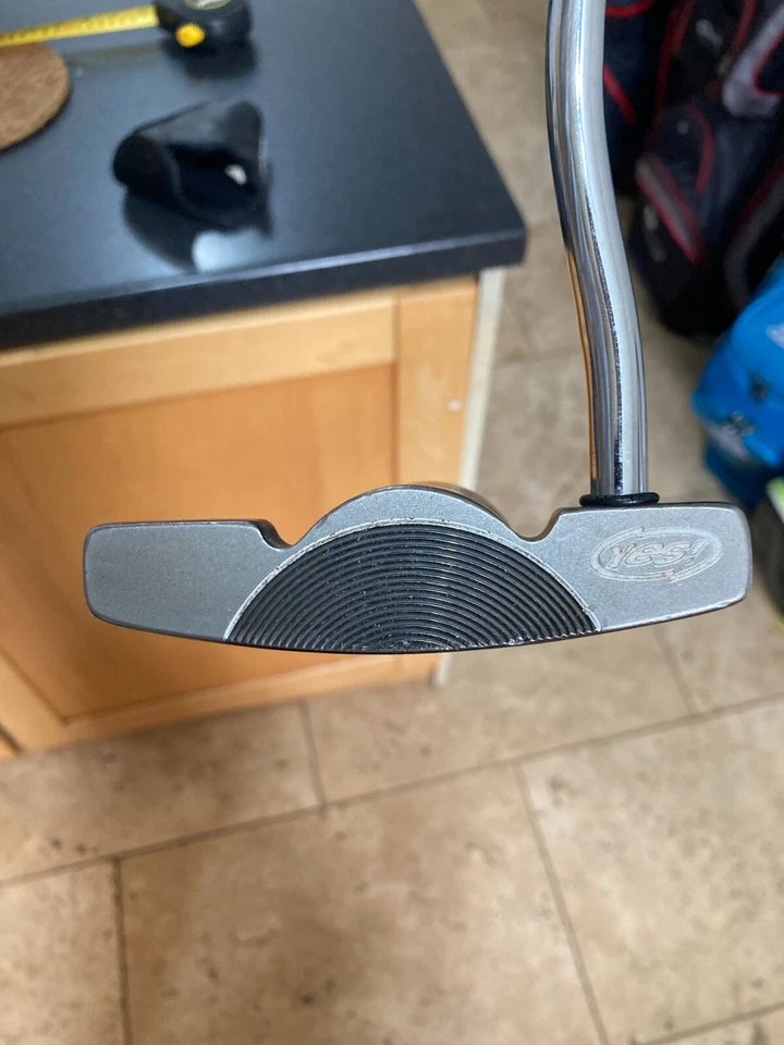 Yes! C-Groove Swash Tiffany Golf Putter, 32" RH, headcover,Good condition - Image 3 of 4