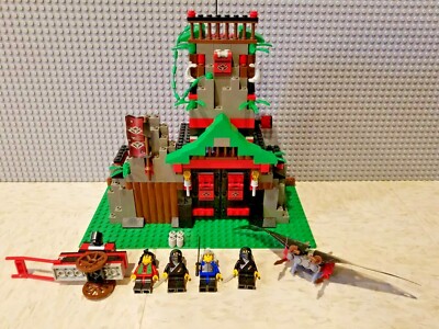 LEGO Adventurers Ninja Set 6088 Robber's Retreat Complete Minifigs