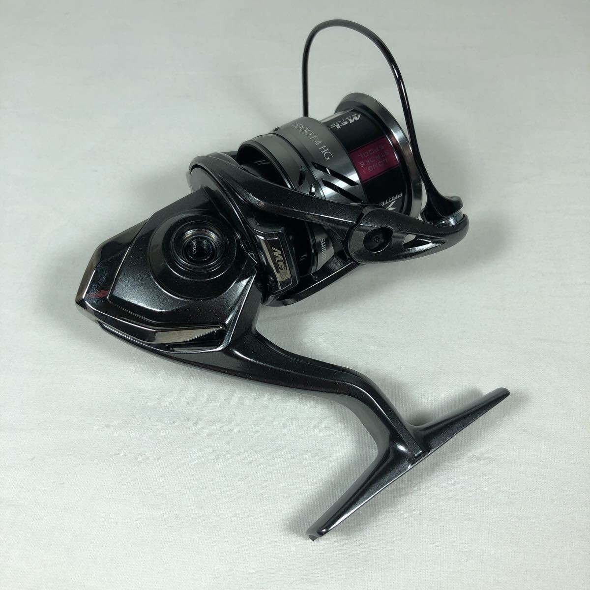 Shimano 21 COMPLEX XR C2000 F4 HG 6.1:1 Spinning Reel From Shimano 21 COMPLEX XR C2000 F4 HG 6.1:1 Spinning Reel From