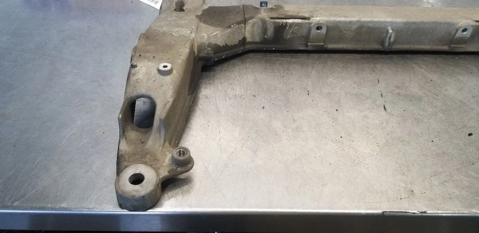 2000 PORSCHE 911 996 3.4L FRONT SUSPENSION CROSSMEMBER SUBFRAME Foto 4 de 4