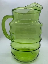 Vintage Green Glass Pitcher – Ribbed Design, 64 oz, Excellent Condition