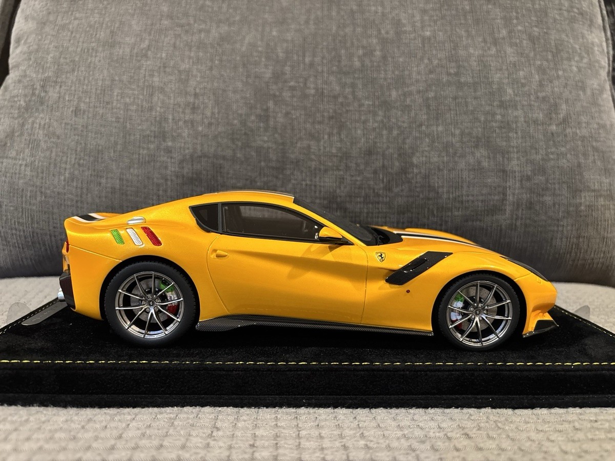 1:18 BBR Ferrari F12 TDF Giallo Tristrato Yellow/black Stripe