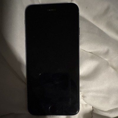 Apple iPhone 6 Gray 8MP Smartphone Bluetooth Wi-Fi Lightning GPS