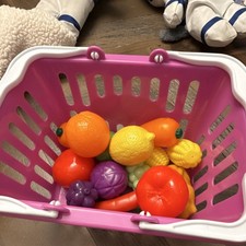 Plastic Multicolored Pretend Play Vegetable Grocery Basket Set for Ages 3-4