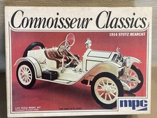 MPC Connoisseur Classic 1914 Stutz Bearcat - 1/25 Scale Kit#1-3105 - Open!