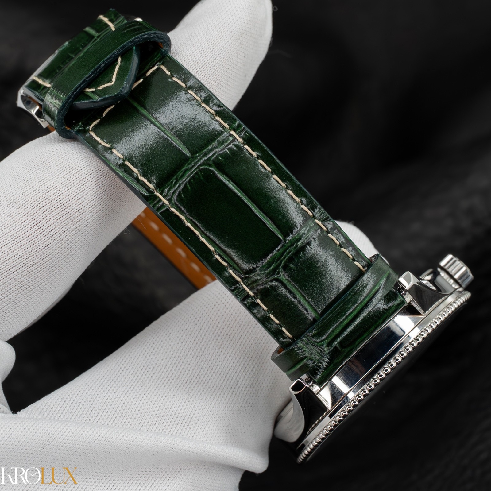 Breitling Navitimer Automatic 41 Green Dial A1732… - image 16