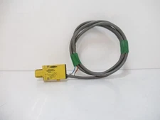 Banner Engineering SM2A312LV 25964 Mini-Beam Sensor Retroreflective