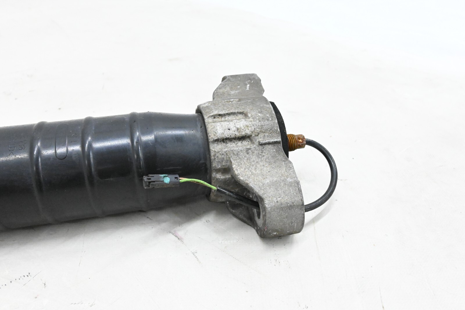 ⭐ 14-19 Maserati Quattr Ghibli Awd Rear Right or Left Shock Strut Absorber Oem