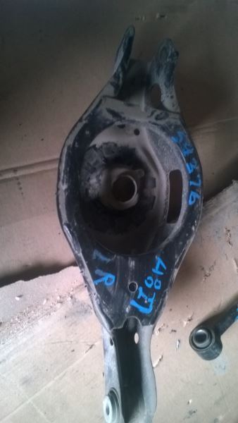 04-08 Nissan Maxima Lower Control Arm Rear Spring Support 452812