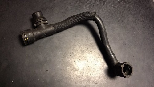 BMW G32 640i G30 G31 G11 G12 Rohr Ausgleichsbehälter Zylinderkopf 8602612